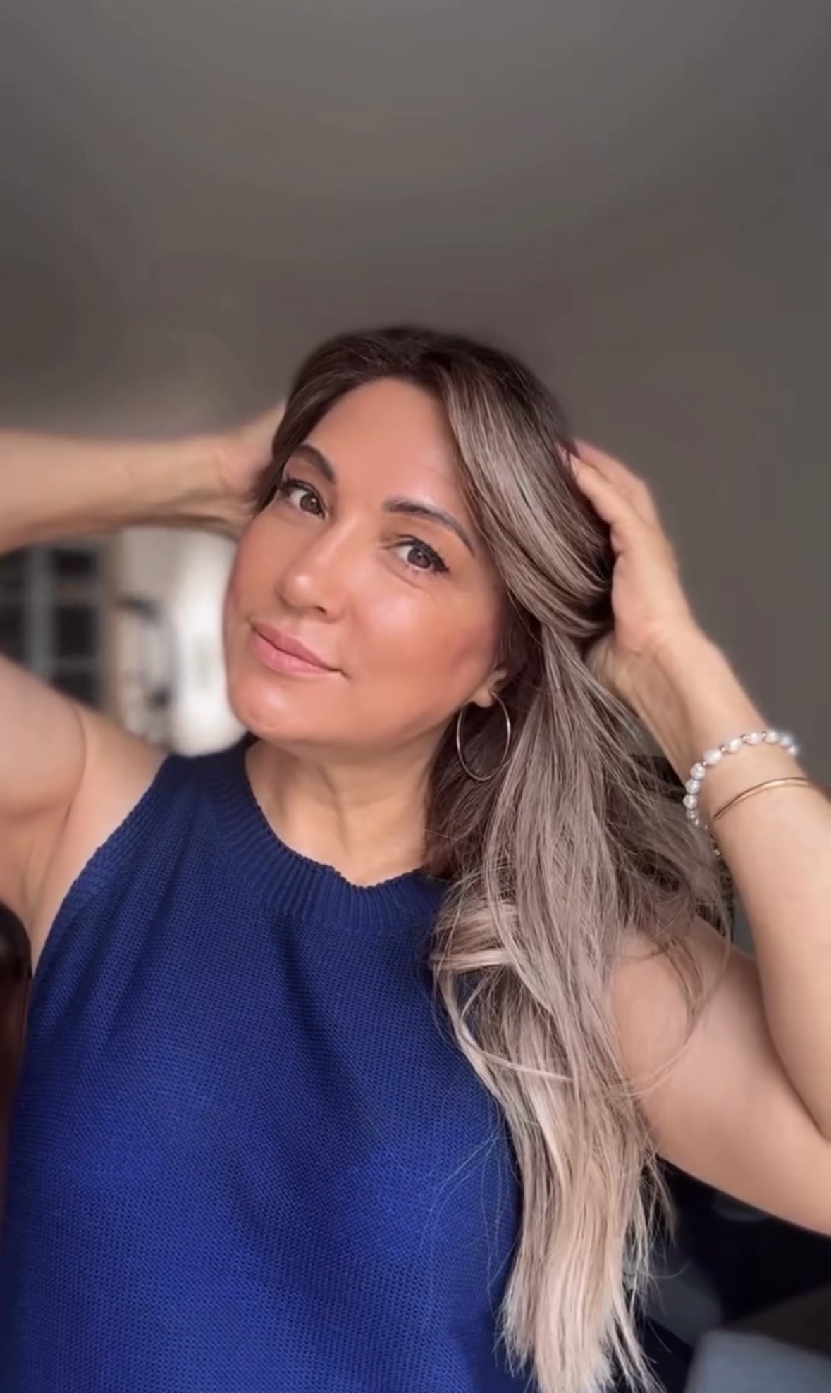 ASHY BLONDE BALAYAGE TOPPER