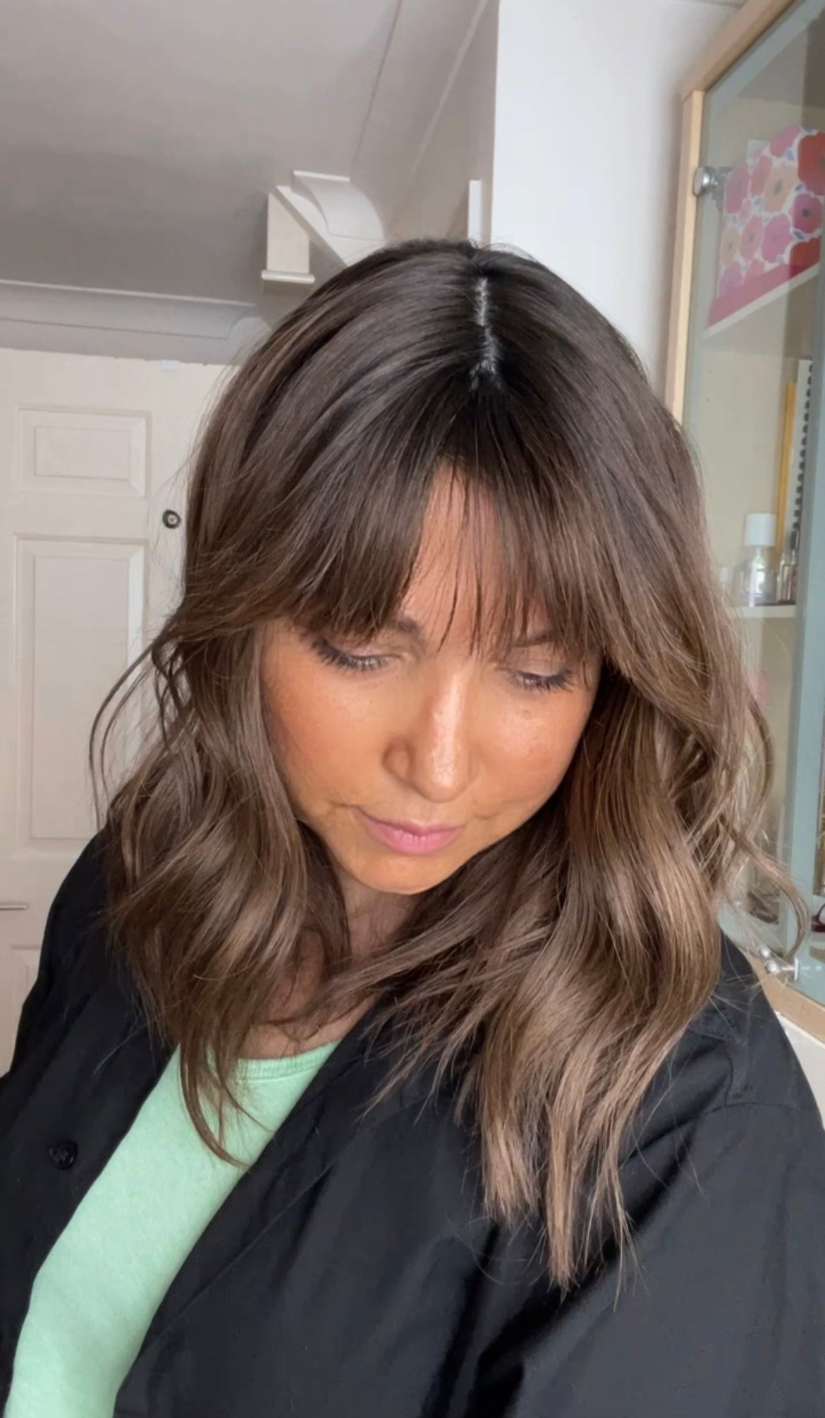 FEATHERLITE MEDIUM BROWN TOPPER WITH DARKER ROOT
