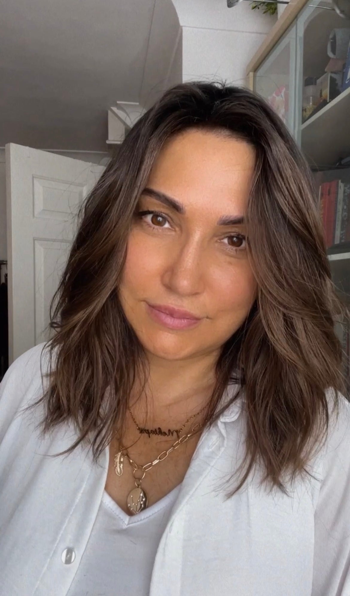 FEATHERLITE LIGHT TO MEDIUM BROWN TOPPER (Darker Root)