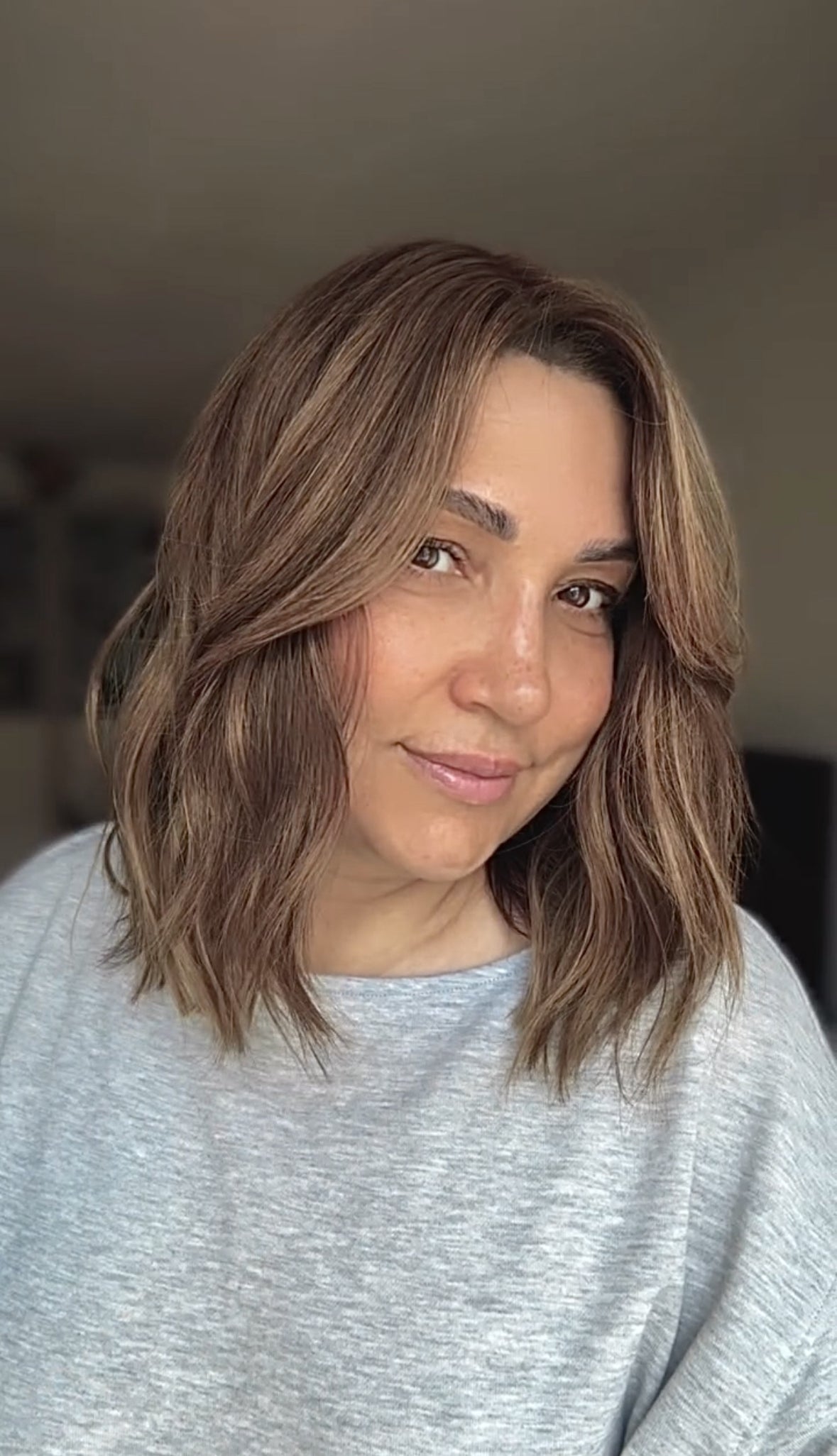 FEATHERLITE LIGHT BROWN TO DARK BLONDE BALAYAGE BOB