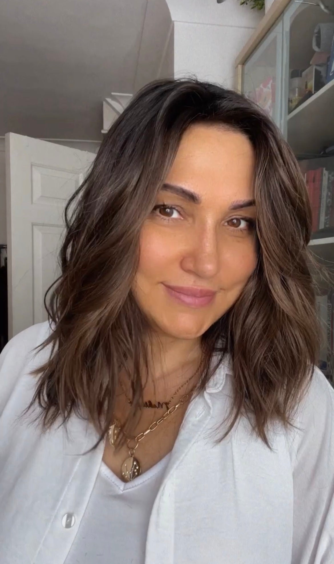 FEATHERLITE LIGHT TO MEDIUM BROWN TOPPER (Darker Root)
