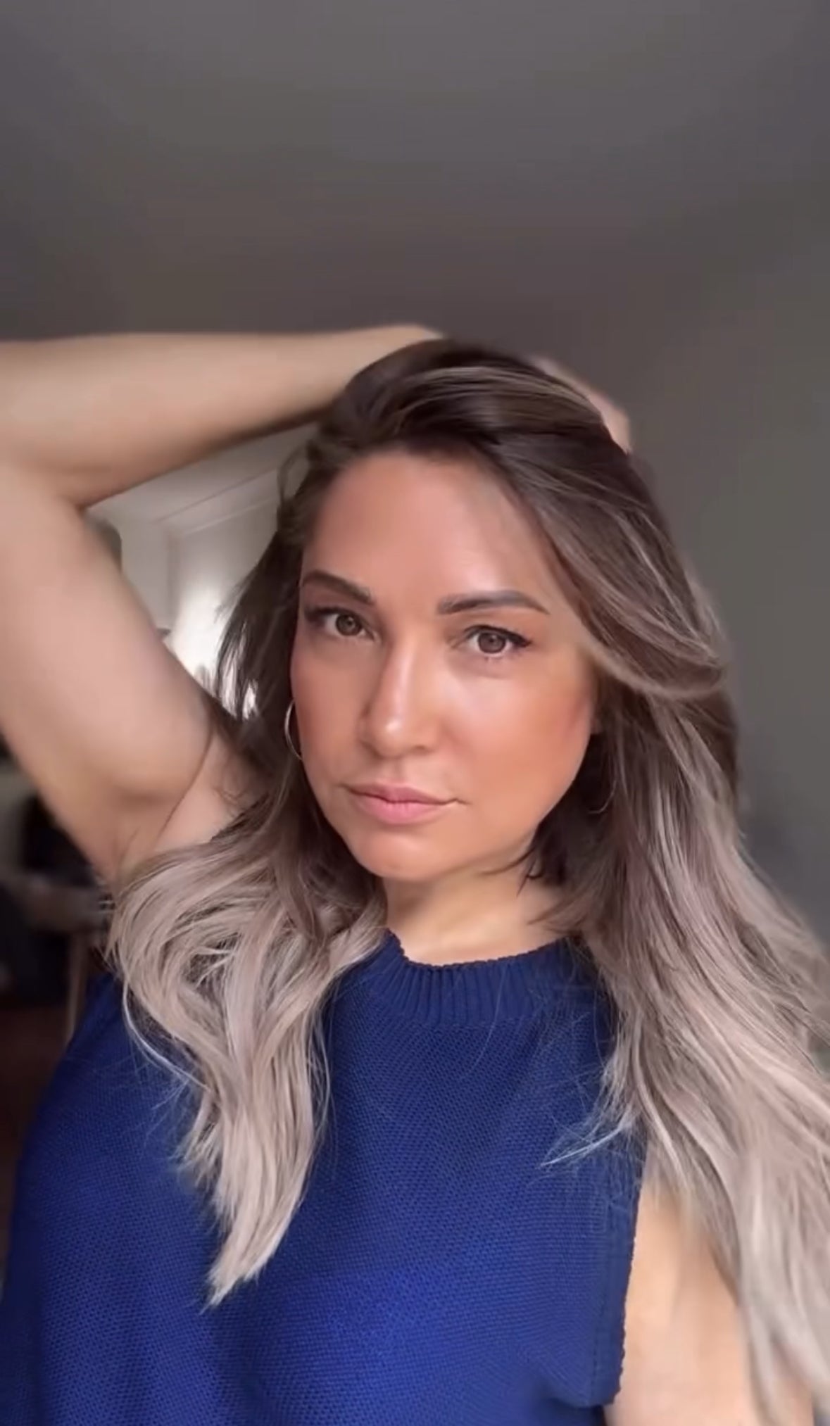 ASHY BLONDE BALAYAGE TOPPER