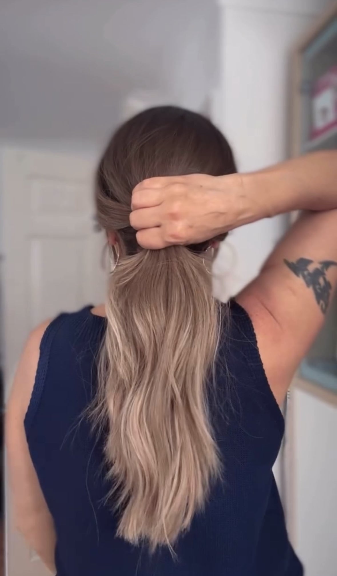 ASHY BLONDE BALAYAGE TOPPER