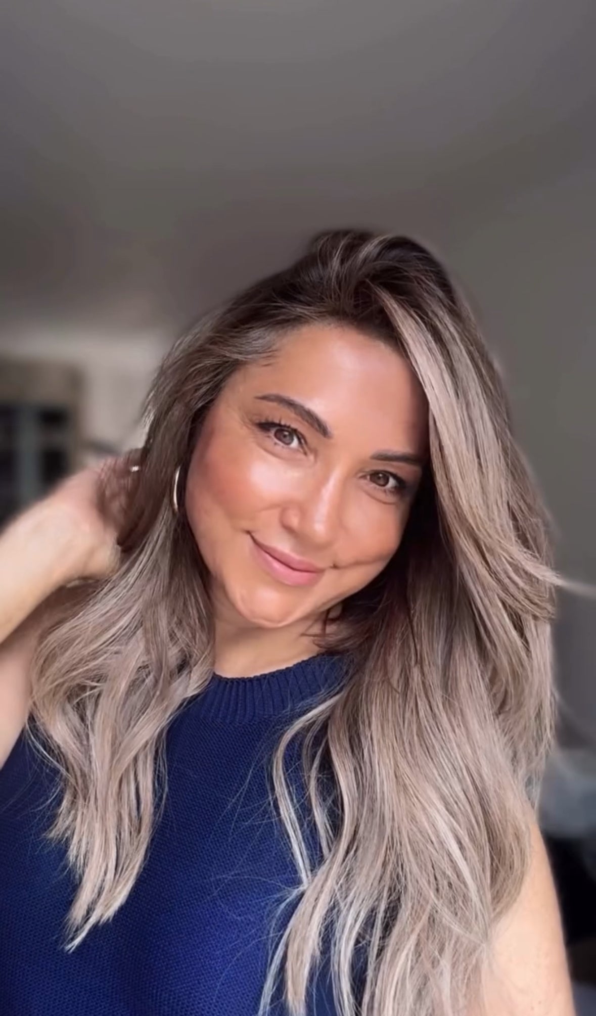 ASHY BLONDE BALAYAGE TOPPER
