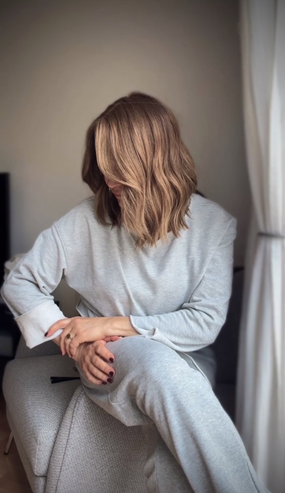 FEATHERLITE LIGHT BROWN TO DARK BLONDE BALAYAGE BOB