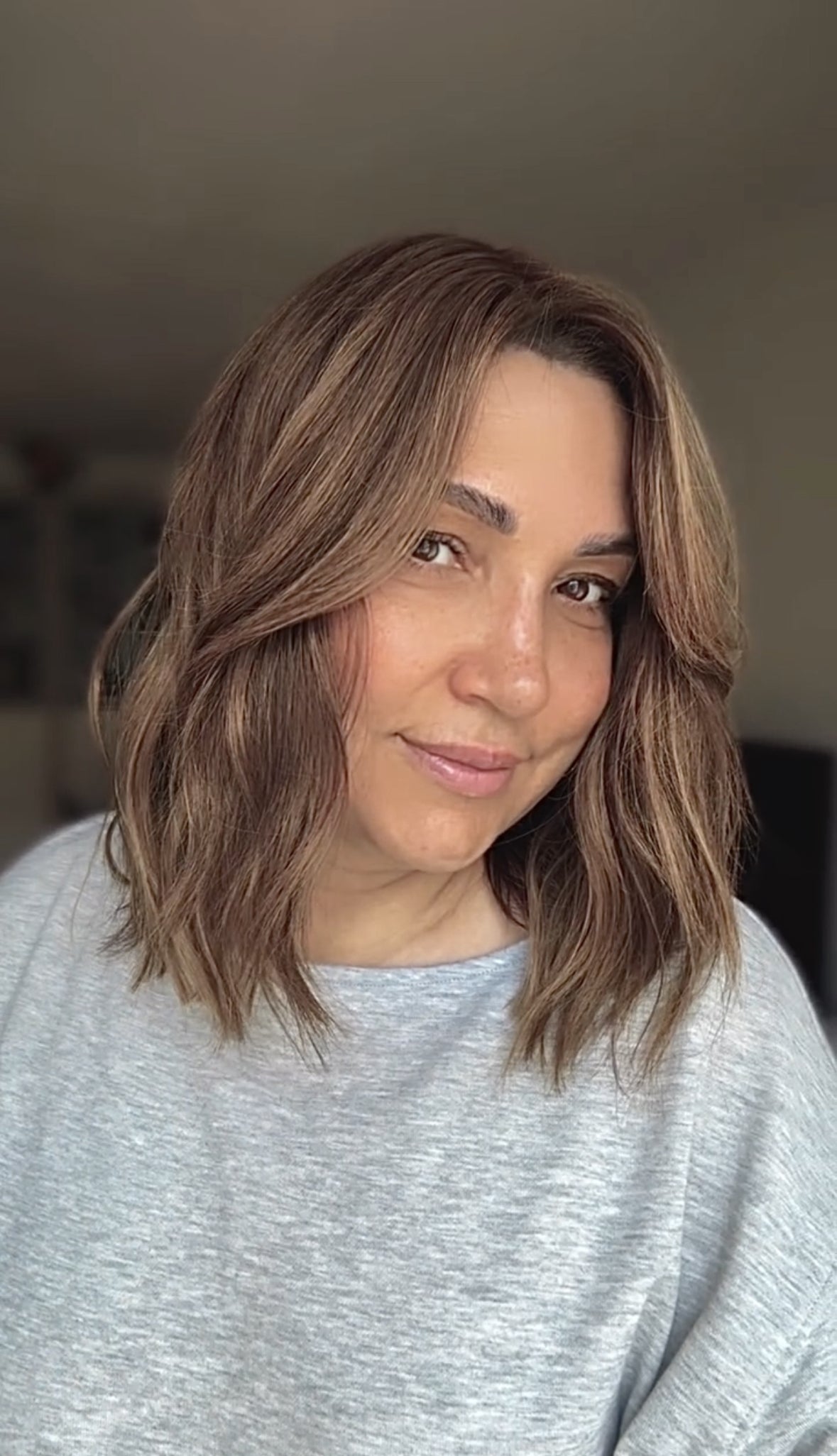 FEATHERLITE LIGHT BROWN TO DARK BLONDE BALAYAGE BOB