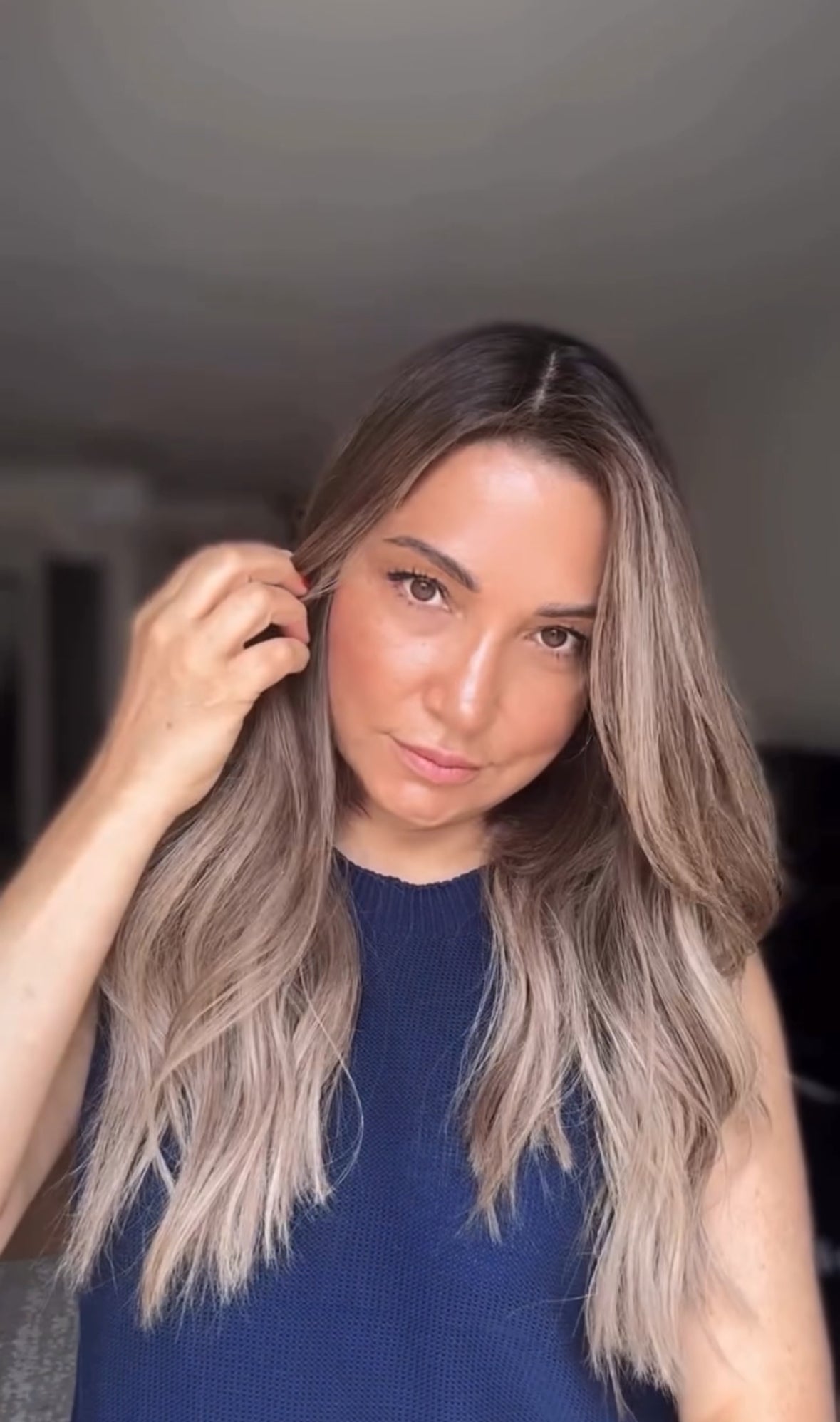 ASHY BLONDE BALAYAGE TOPPER