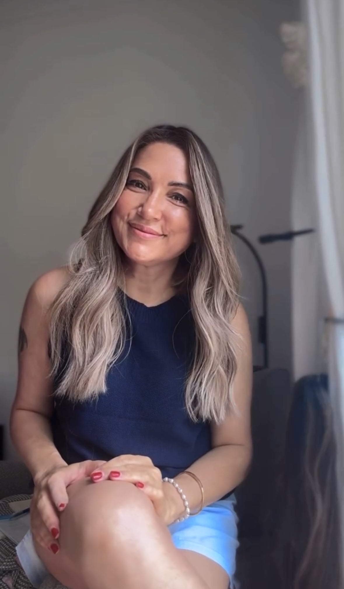 ASHY BLONDE BALAYAGE TOPPER