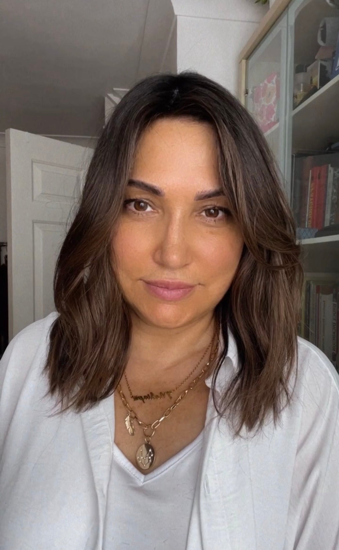 FEATHERLITE LIGHT TO MEDIUM BROWN TOPPER (Darker Root)
