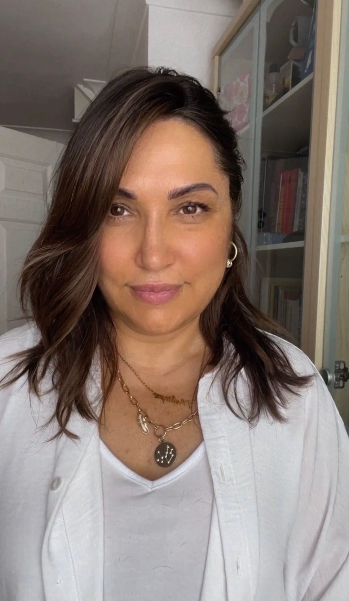 FEATHERLITE LIGHT TO MEDIUM BROWN TOPPER (Darker Root)