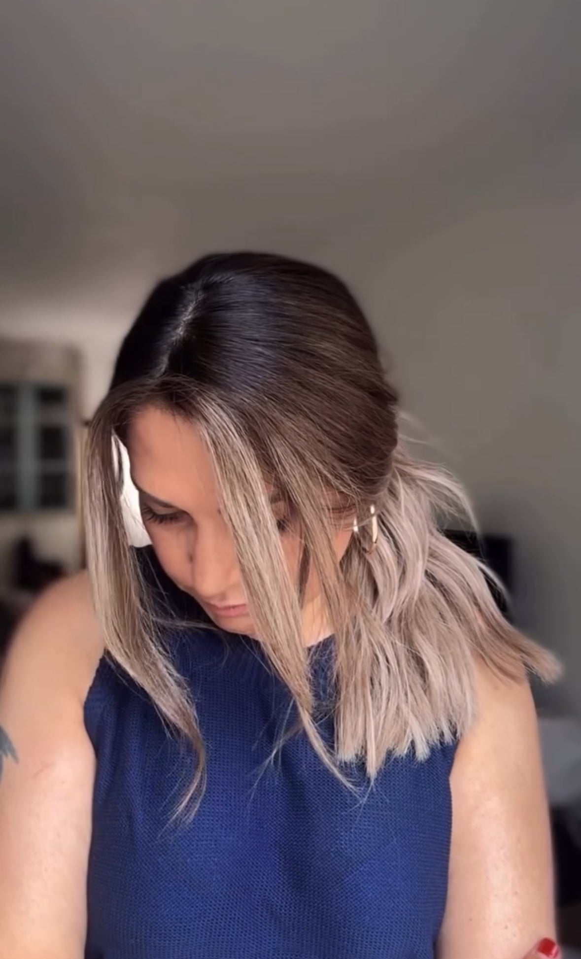 ASHY BLONDE BALAYAGE TOPPER