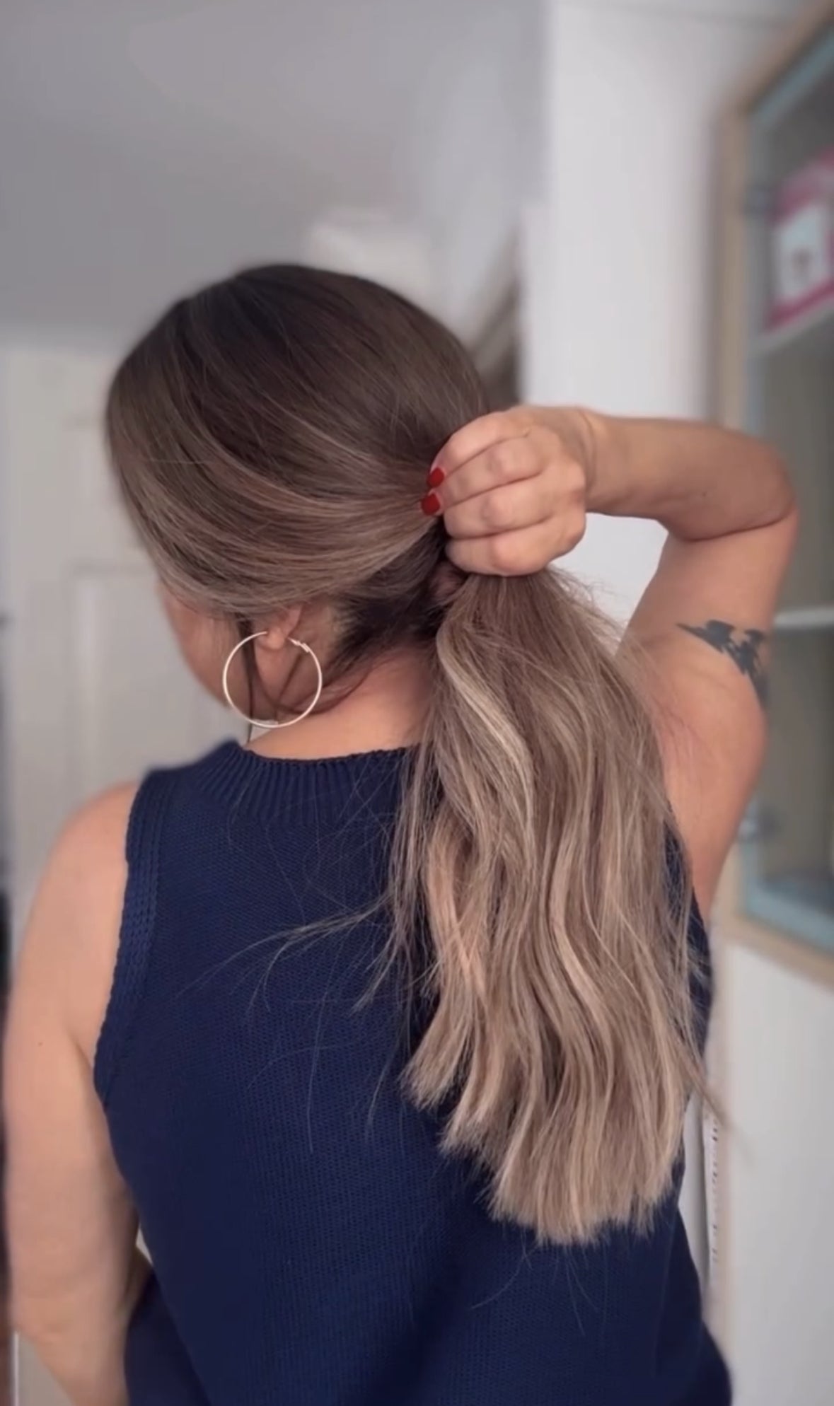 ASHY BLONDE BALAYAGE TOPPER