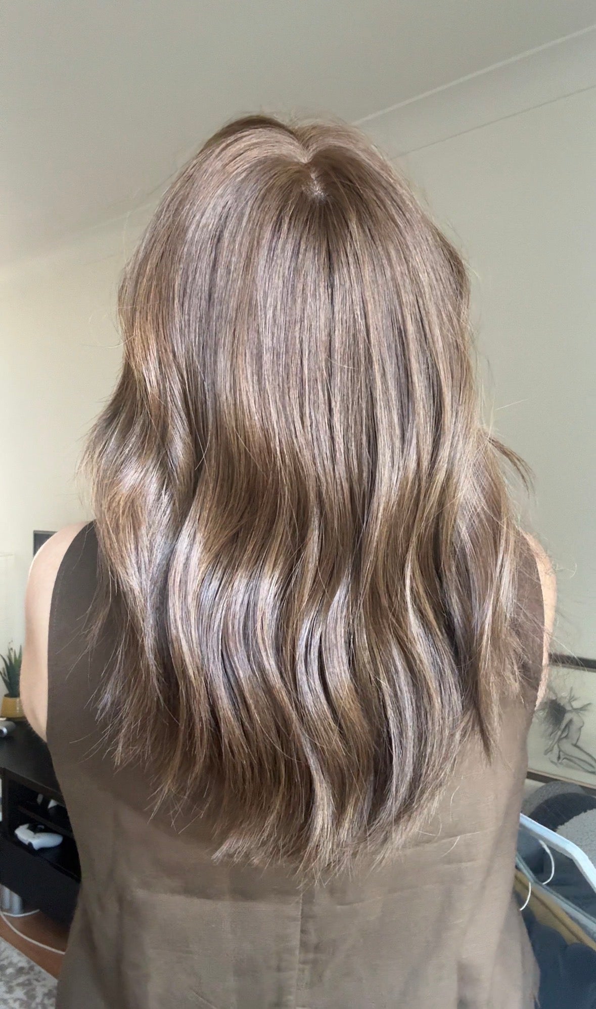 ULTRA-LIGHT SILK CAP MEDIUM TO LIGHT  BROWN TOPPER