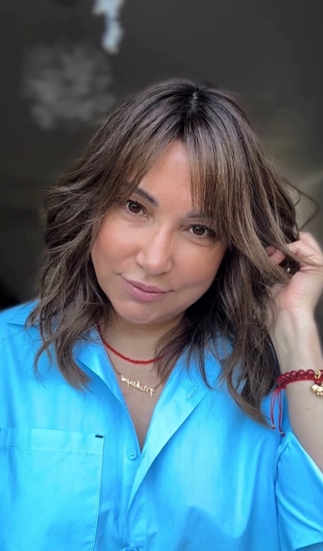 SOFT LAYERED LOB WITH CURTAIN BANGS