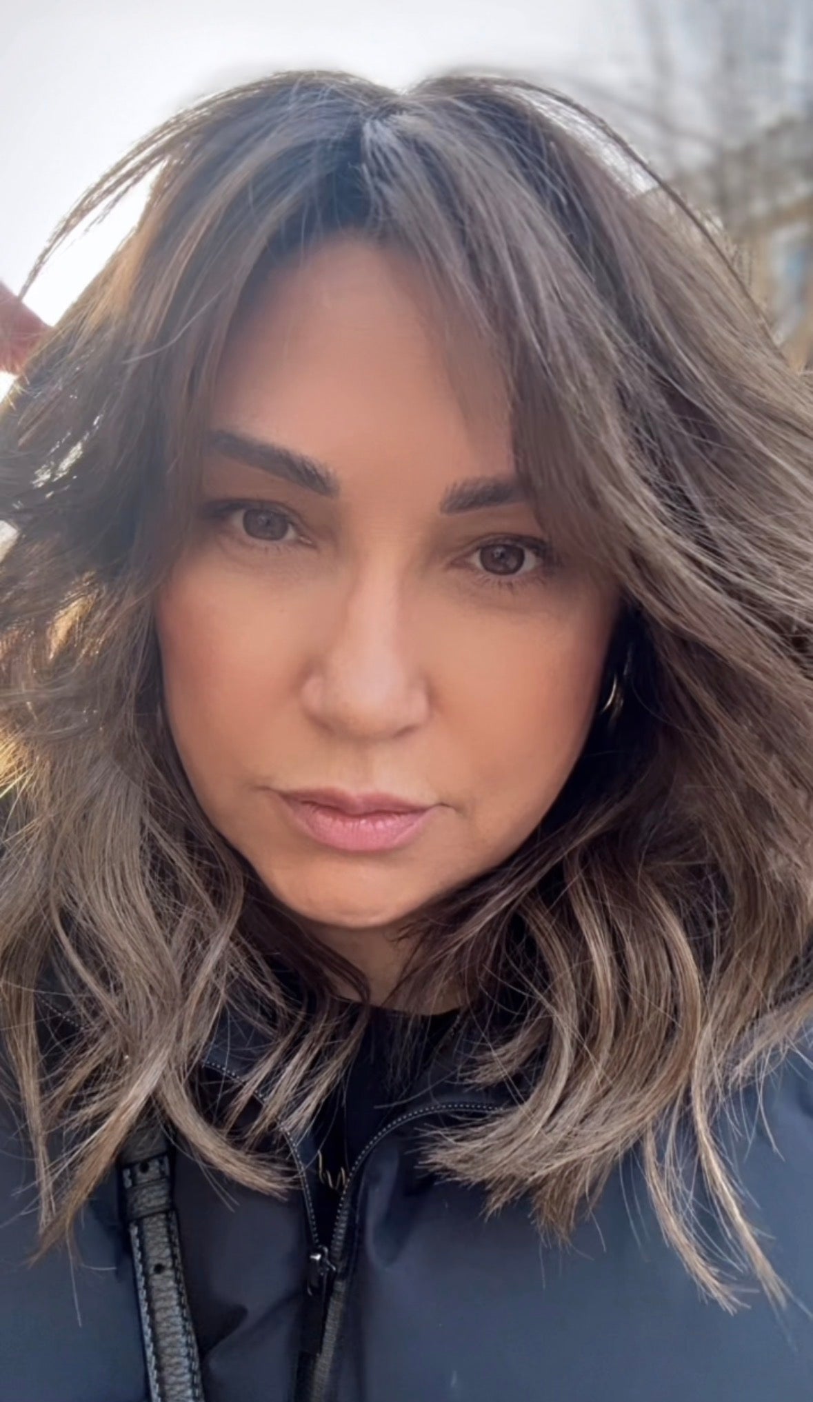 SOFT LAYERED LOB WITH CURTAIN BANGS