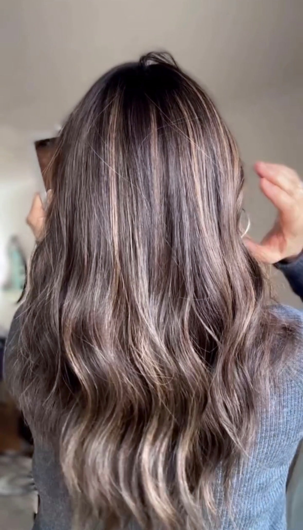 MEDIUM TO LIGHT BROWN BALAYAGE SILK TOPPER