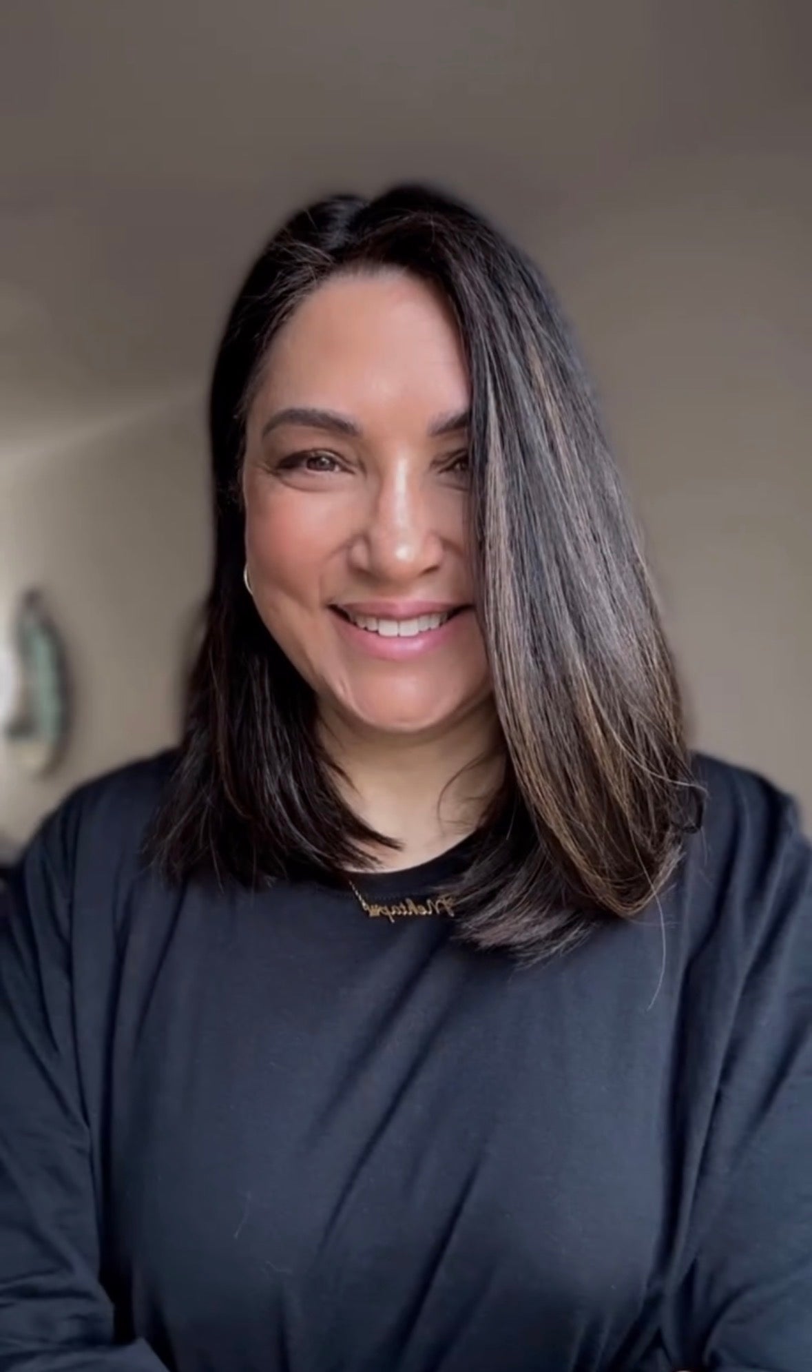 SLEEK LONG LOB