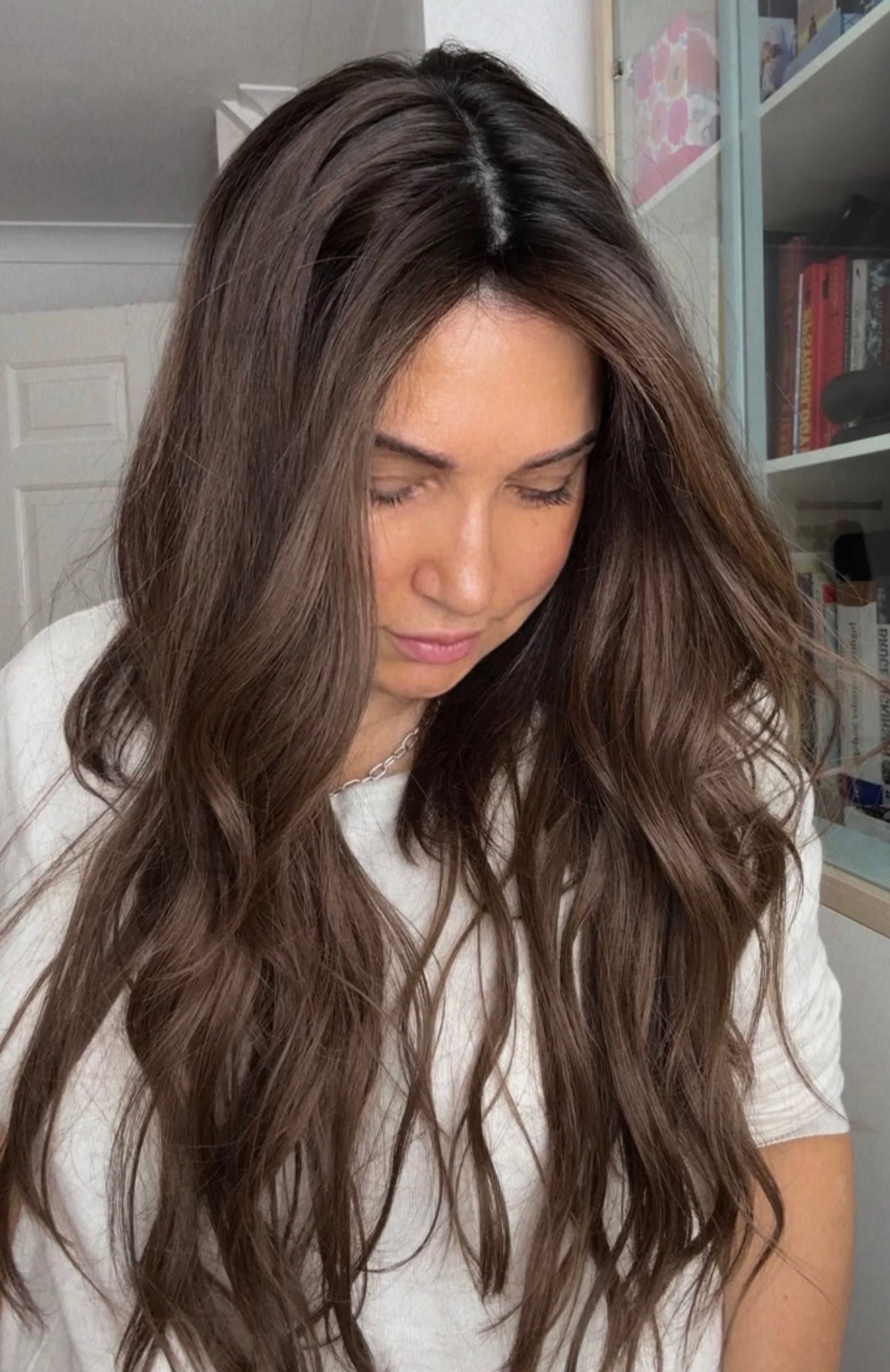 FEATHERLITE MEDIUM BROWN TOPPER WITH DARKER ROOT