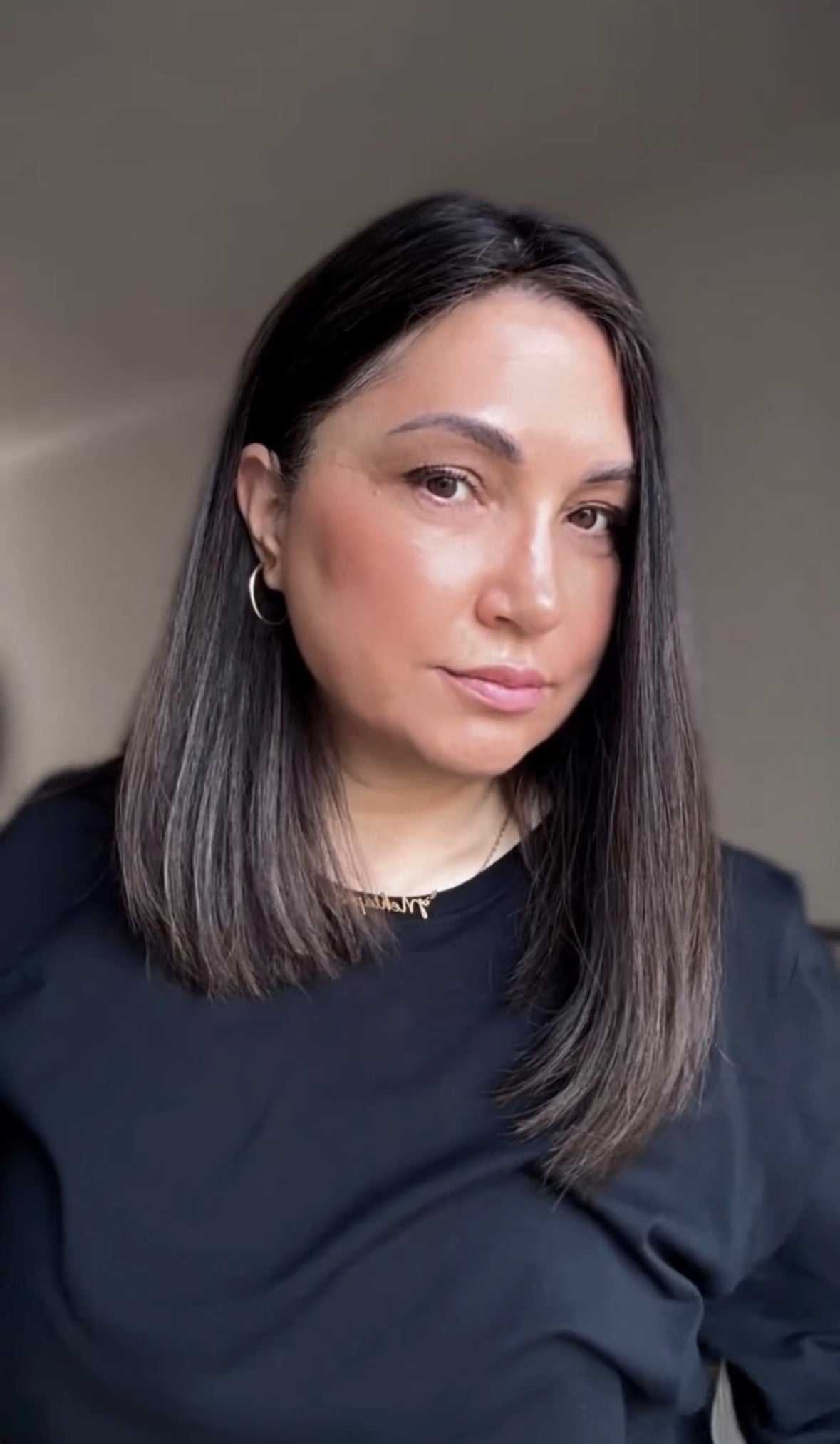 SLEEK LONG LOB