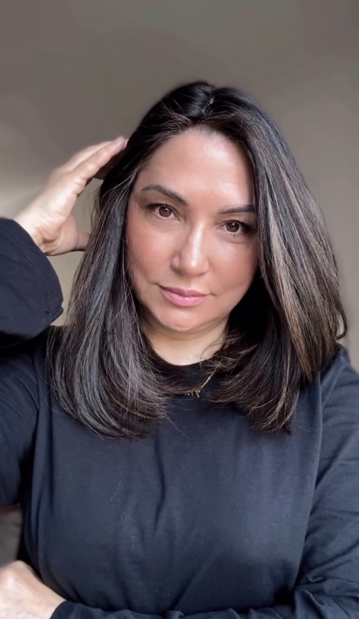 SLEEK LONG LOB
