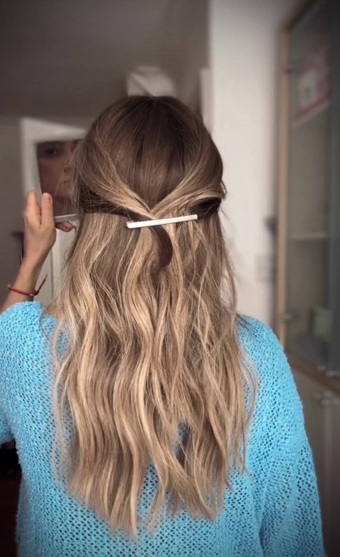 FEATHERLITE ASHY BLONDE BALAYAGE TOPPER