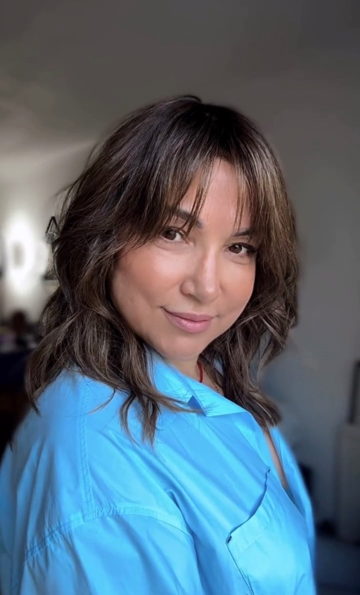 SOFT LAYERED LOB WITH CURTAIN BANGS