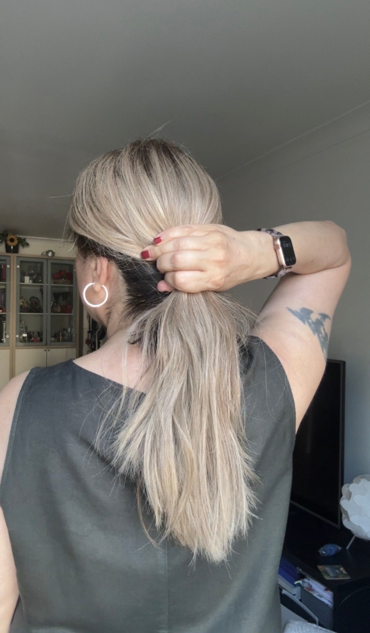 ASHY BLONDE LACE TOPPER