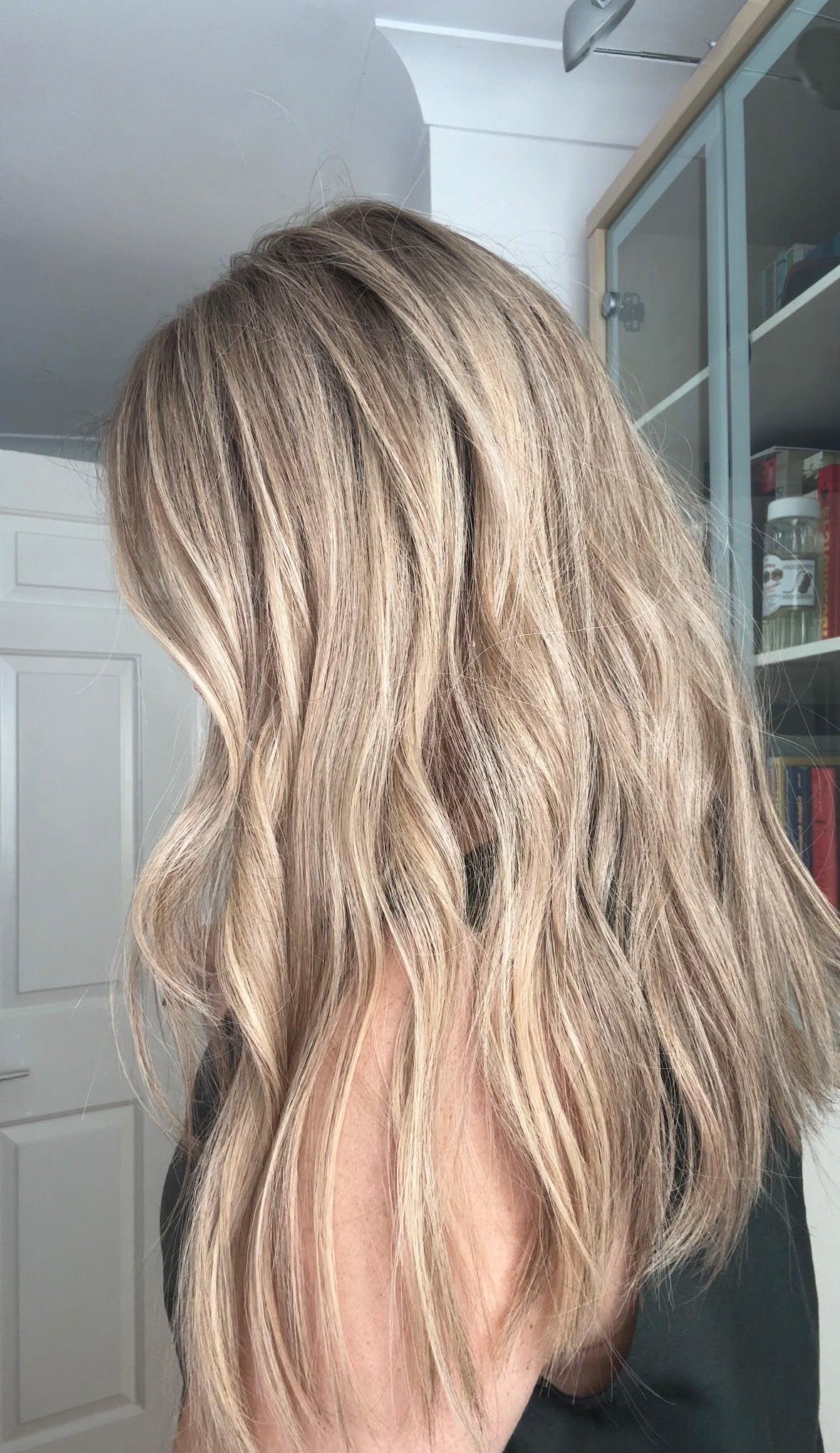 ASHY BLONDE LACE TOPPER
