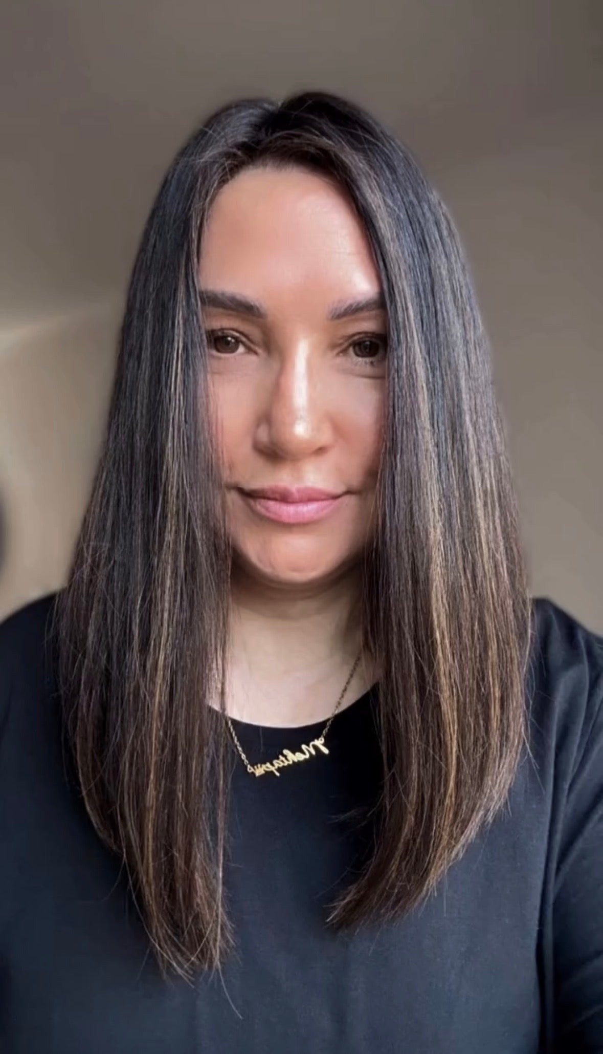 SLEEK LONG LOB
