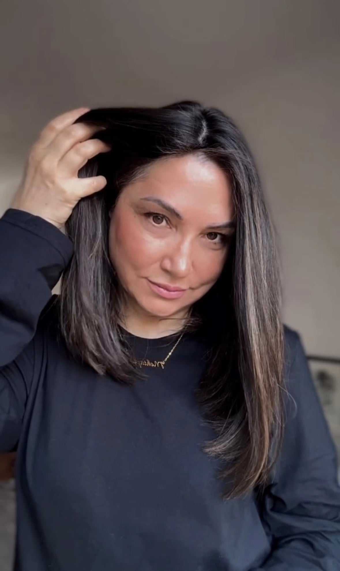 SLEEK LONG LOB