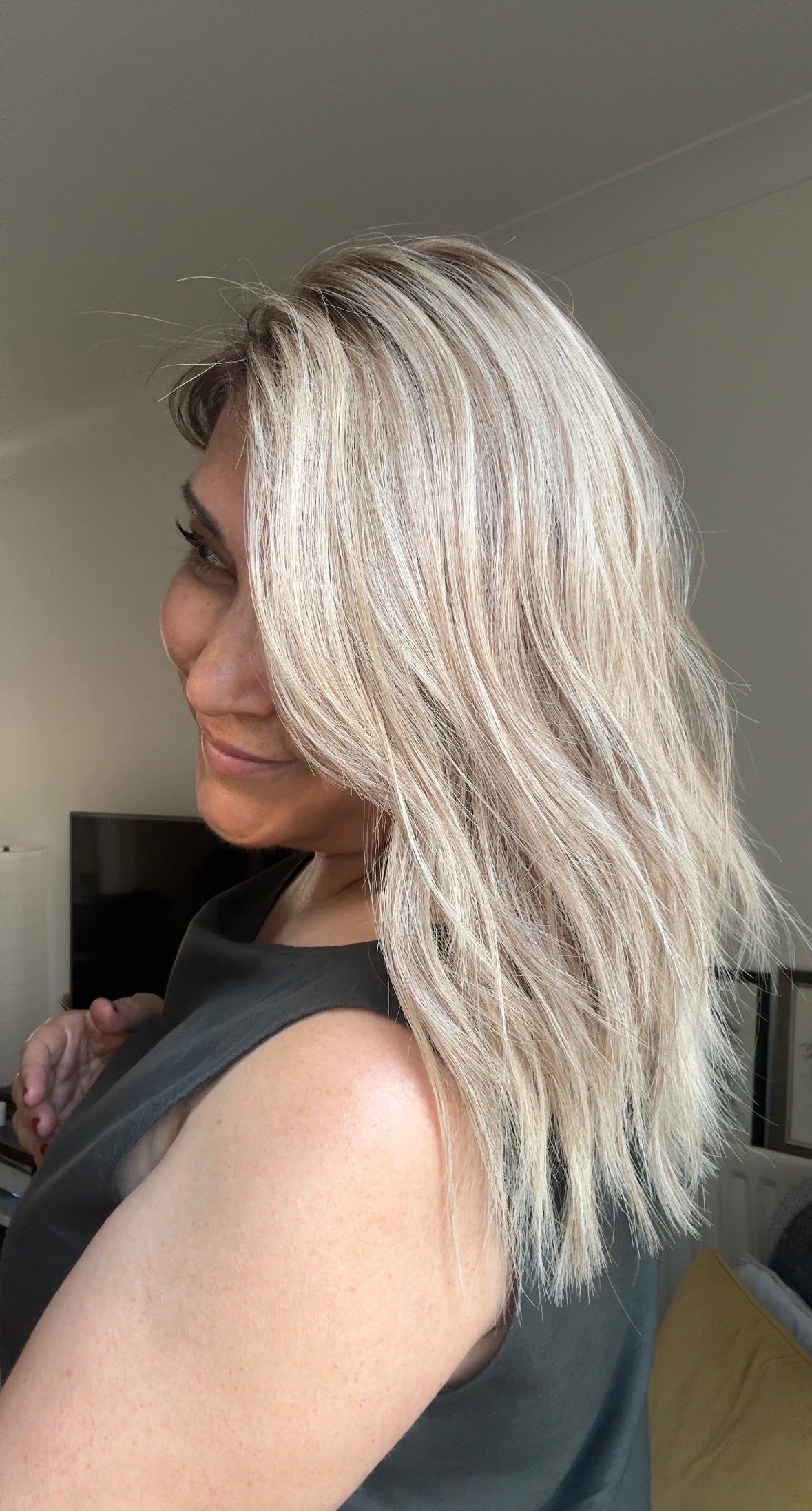 ASH BLONDE TOPPER WITH SUBTLE SOFT ROOT SHADOW