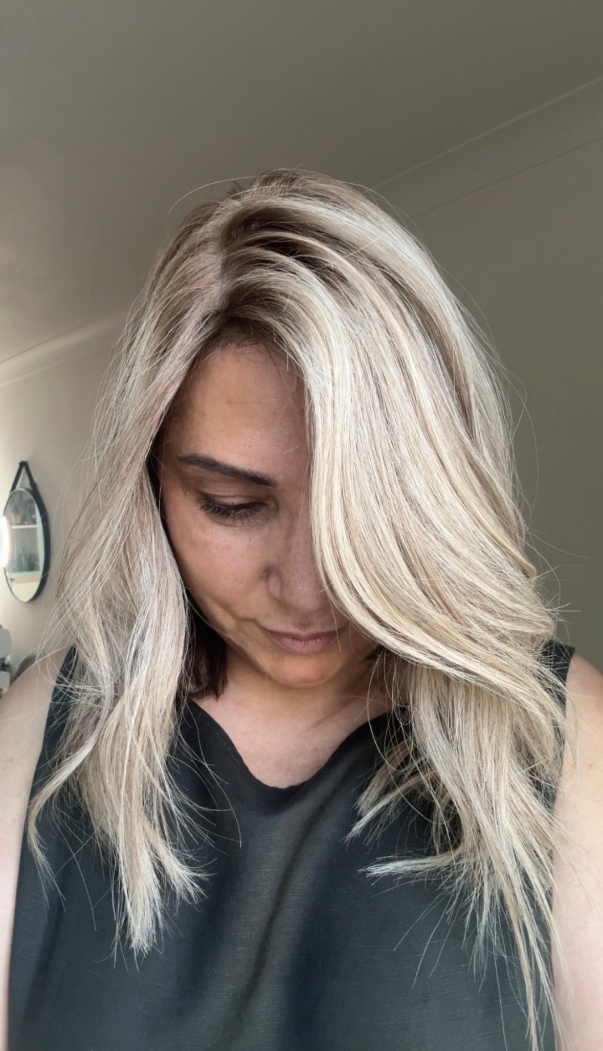 ASH BLONDE TOPPER WITH SUBTLE SOFT ROOT SHADOW