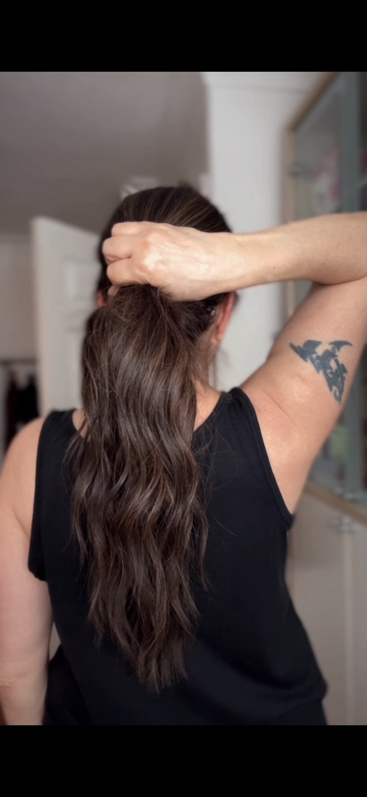 DARK BROWN BALAYAGE/HIGHLIGHTED TOPPER