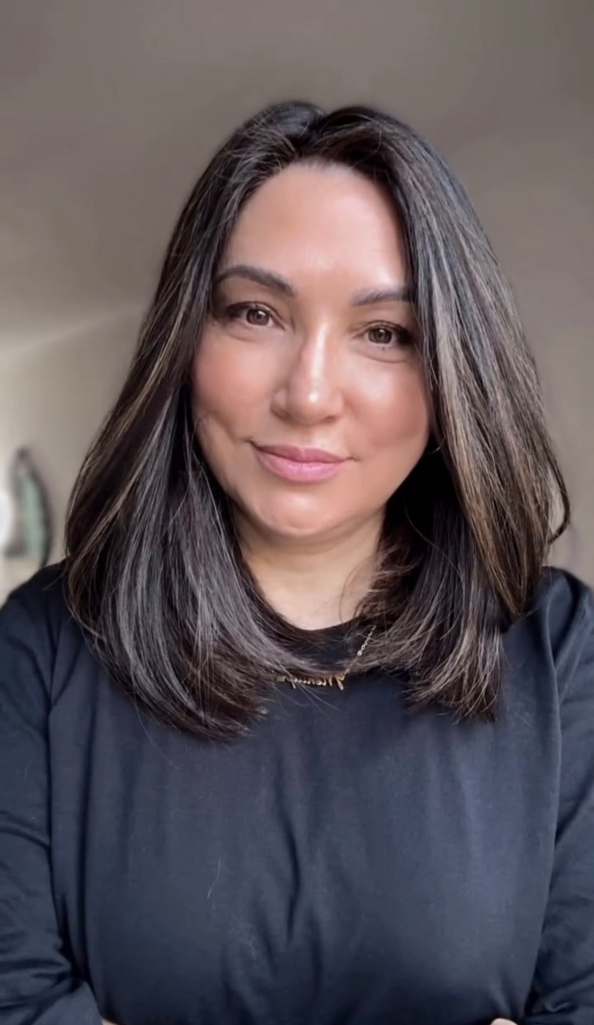 SLEEK LONG LOB