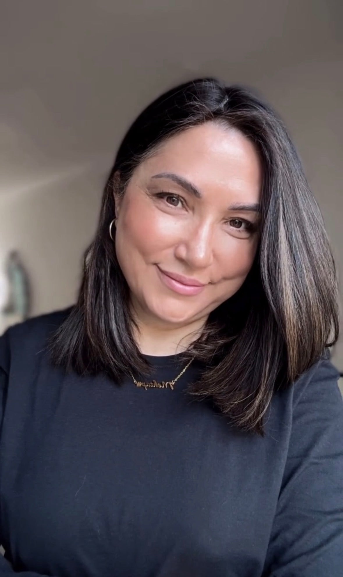 SLEEK LONG LOB