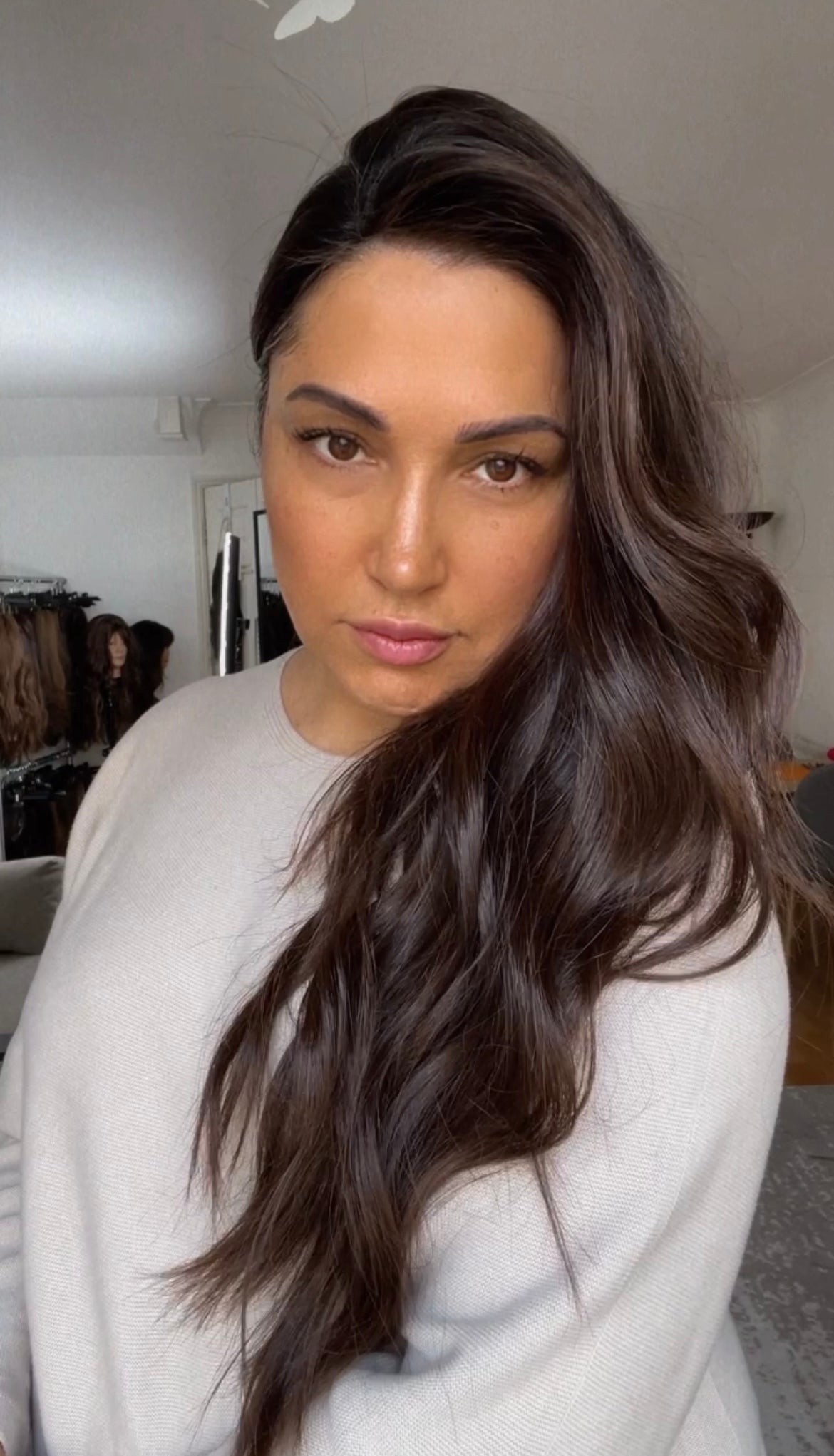 FEATHERLITE MEDIUM TO DARK BROWN TOPPER