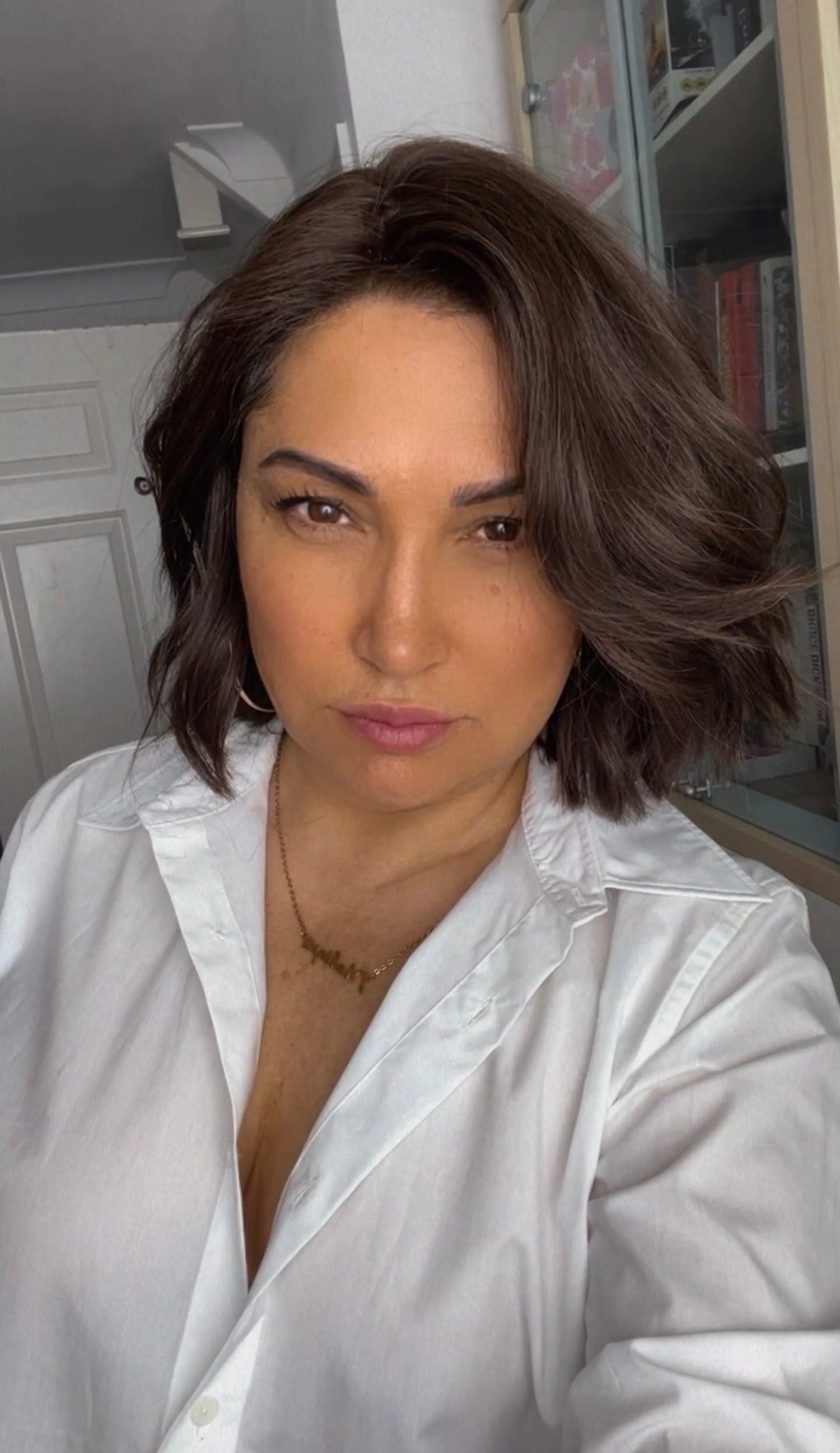 FEATHERLITE MEDIUM BROWN BOB